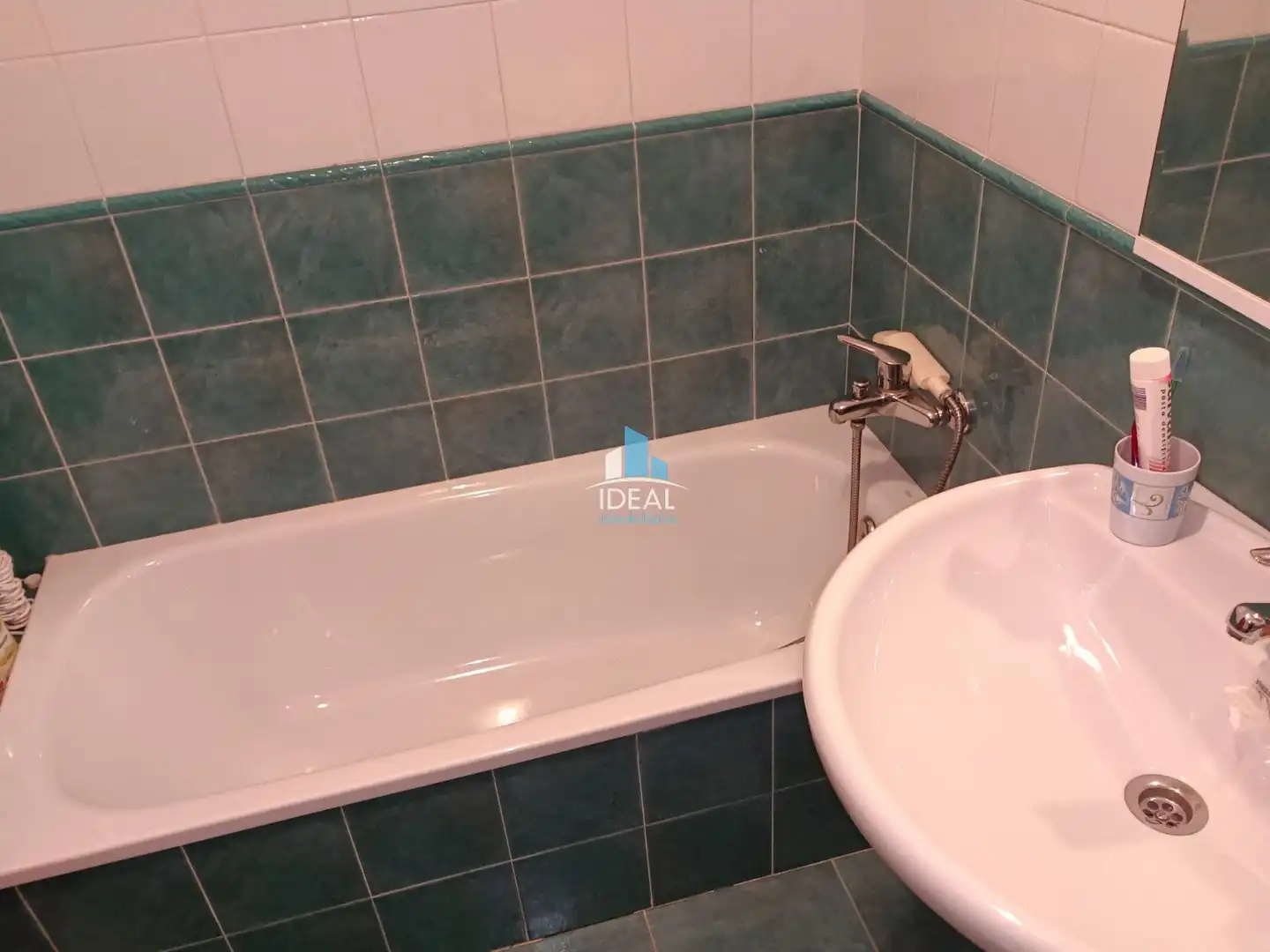 Bathroom of Flat for sale in Don Benito  with Air Conditioner, Heating and Furnished