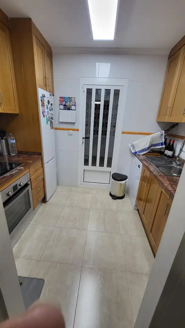 Cuina de Casa adosada en venda en Elche / Elx amb Calefacció, Jardí privat i Moblat