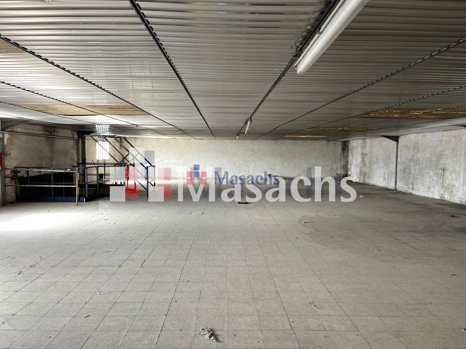 Nau industrial en venda en Palau-solità i Plegamans