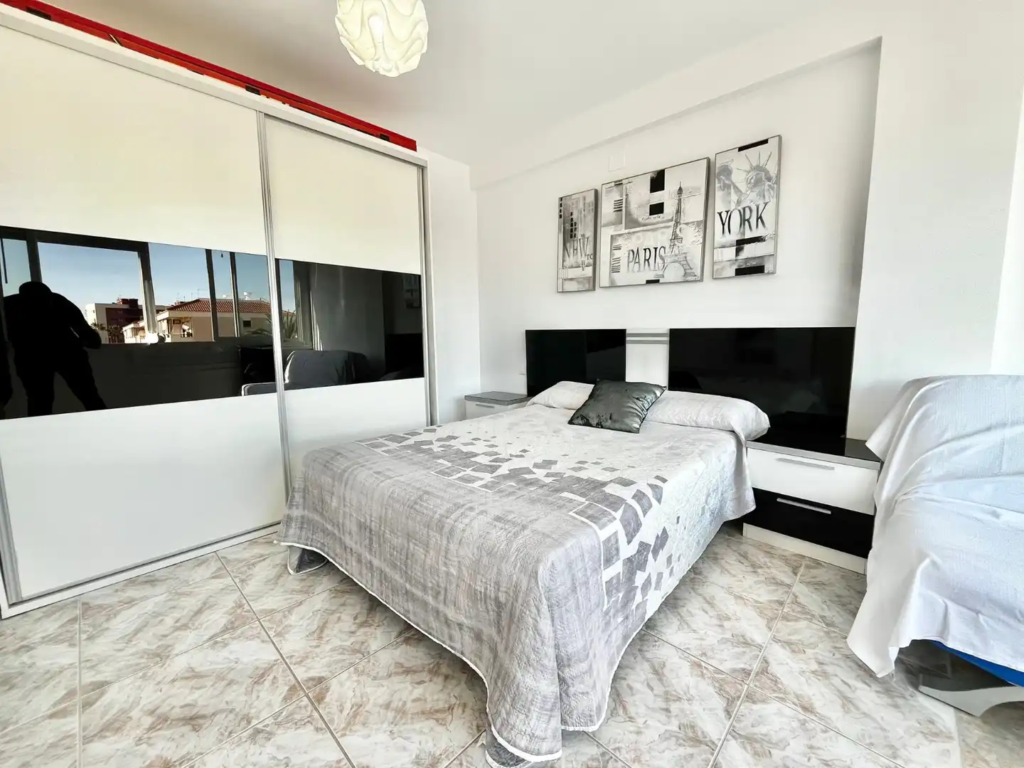 Habitación de Apartamento de alquiler en Orihuela con Calefacción, Amueblado y Lavadora