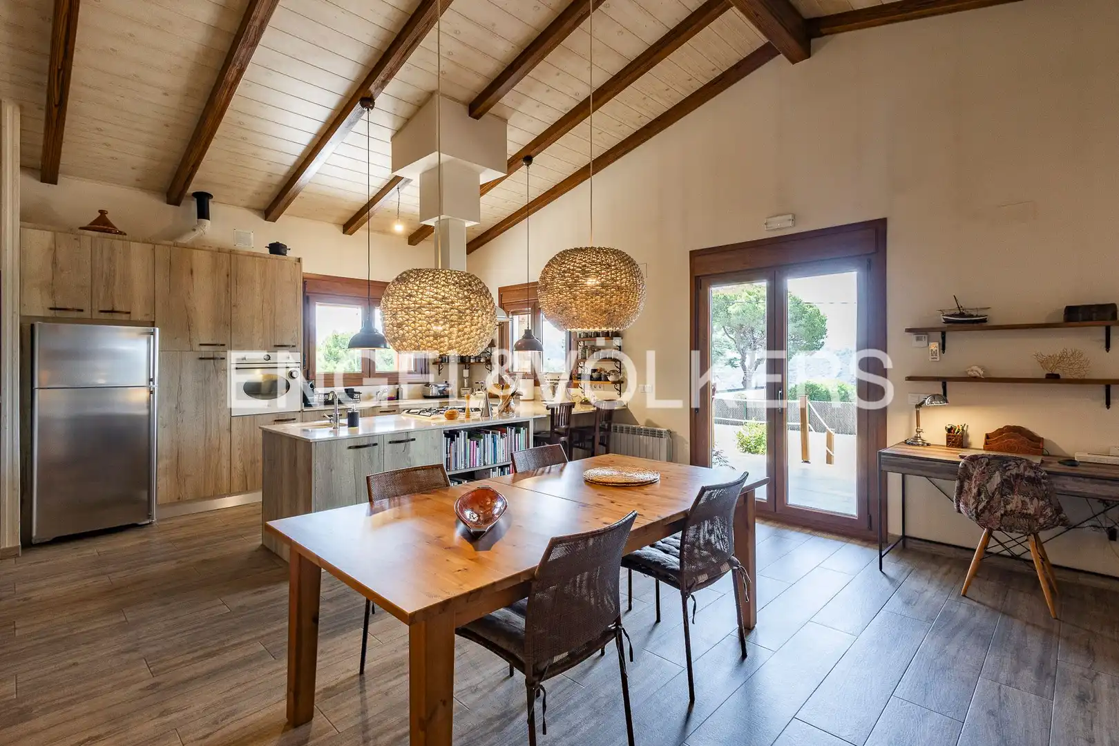 Comedor de Casa o chalet en venta en Vilanova del Vallès con Aire acondicionado, Calefacción y Jardín privado