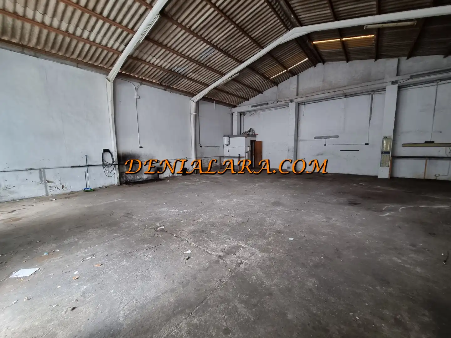 Nave industrial en venta en Ondara
