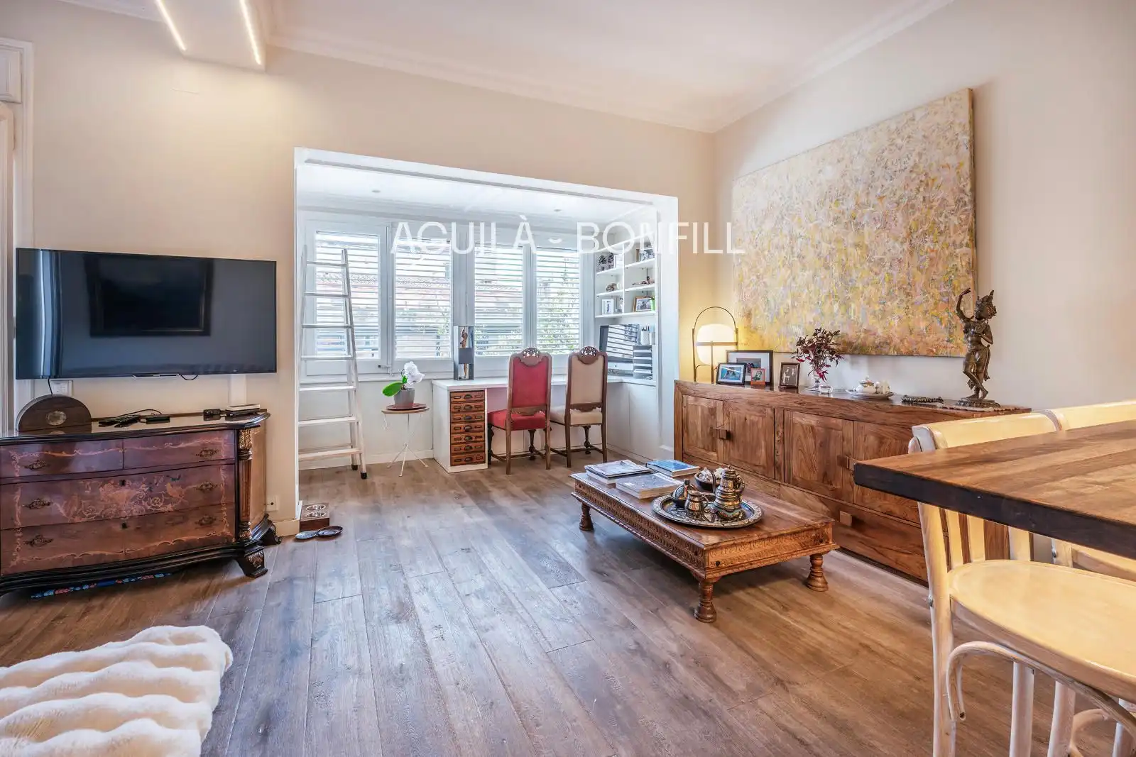 Wohnzimmer von Wohnung zum Verkauf in Barcelona mit Klimaanlage, Heizung und Parkett