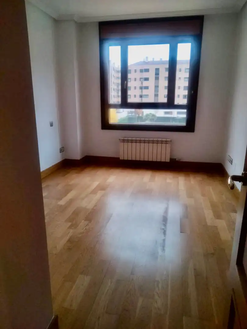 Habitación de Piso en venta en Valladolid con Calefacción, Parquet y Trastero