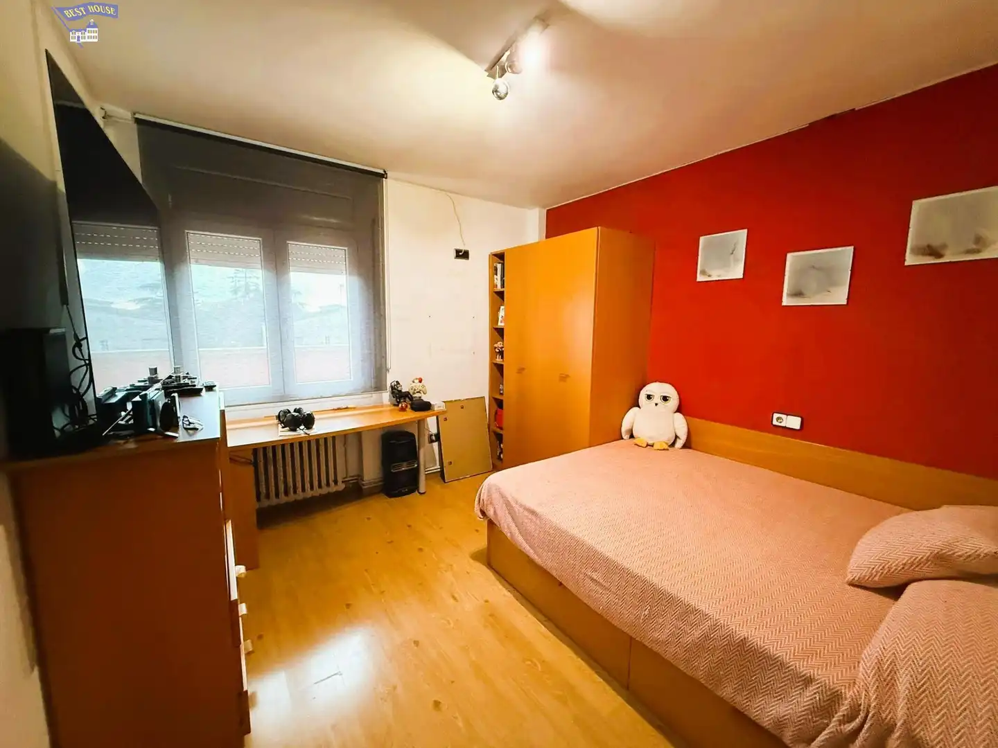 Habitación de Casa o chalet en venta en Barberà del Vallès con Calefacción, Jardín privado y Parquet