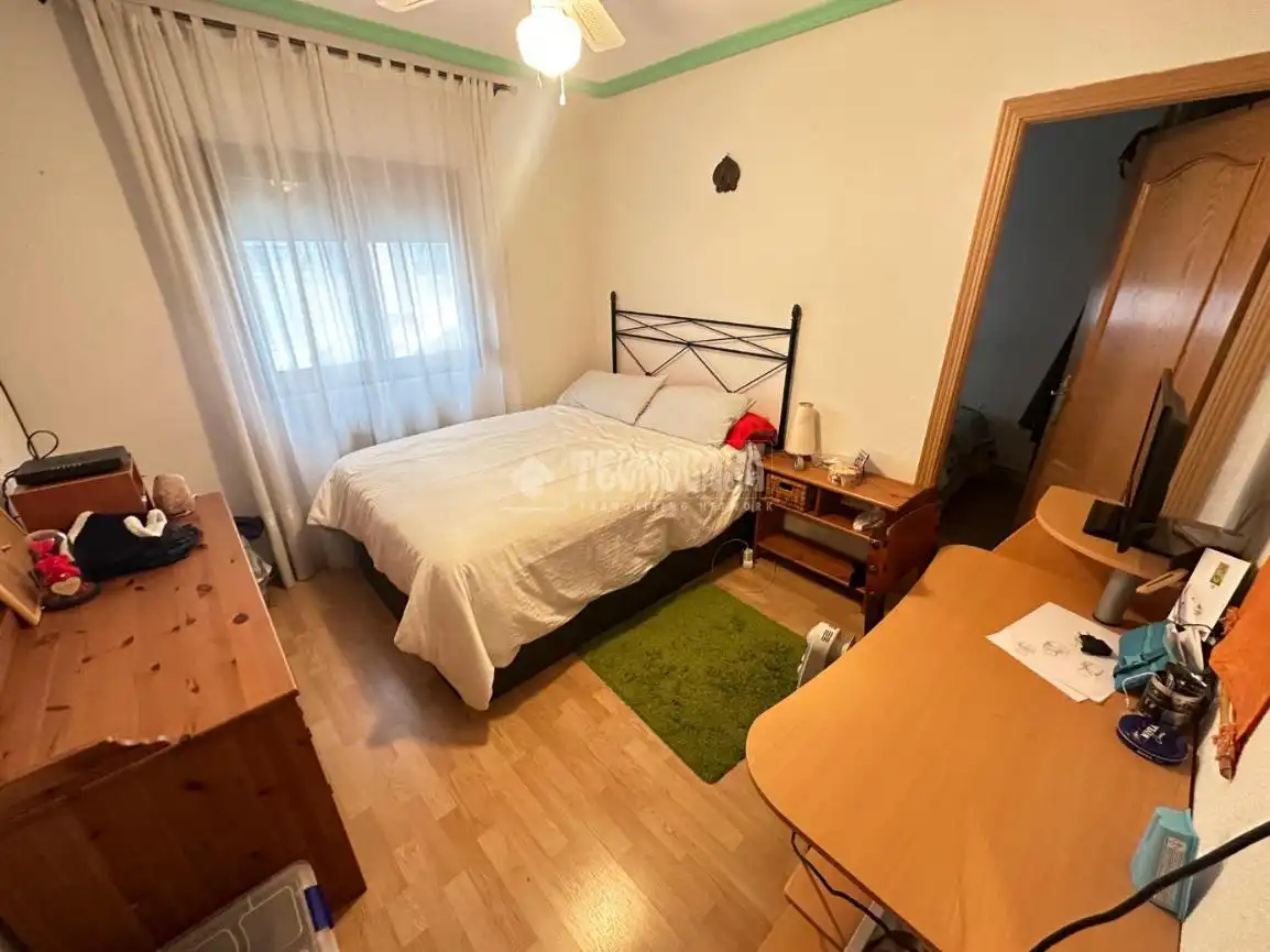 Habitación de Casa o chalet en venta en Fuenlabrada con Calefacción, Jardín privado y Terraza