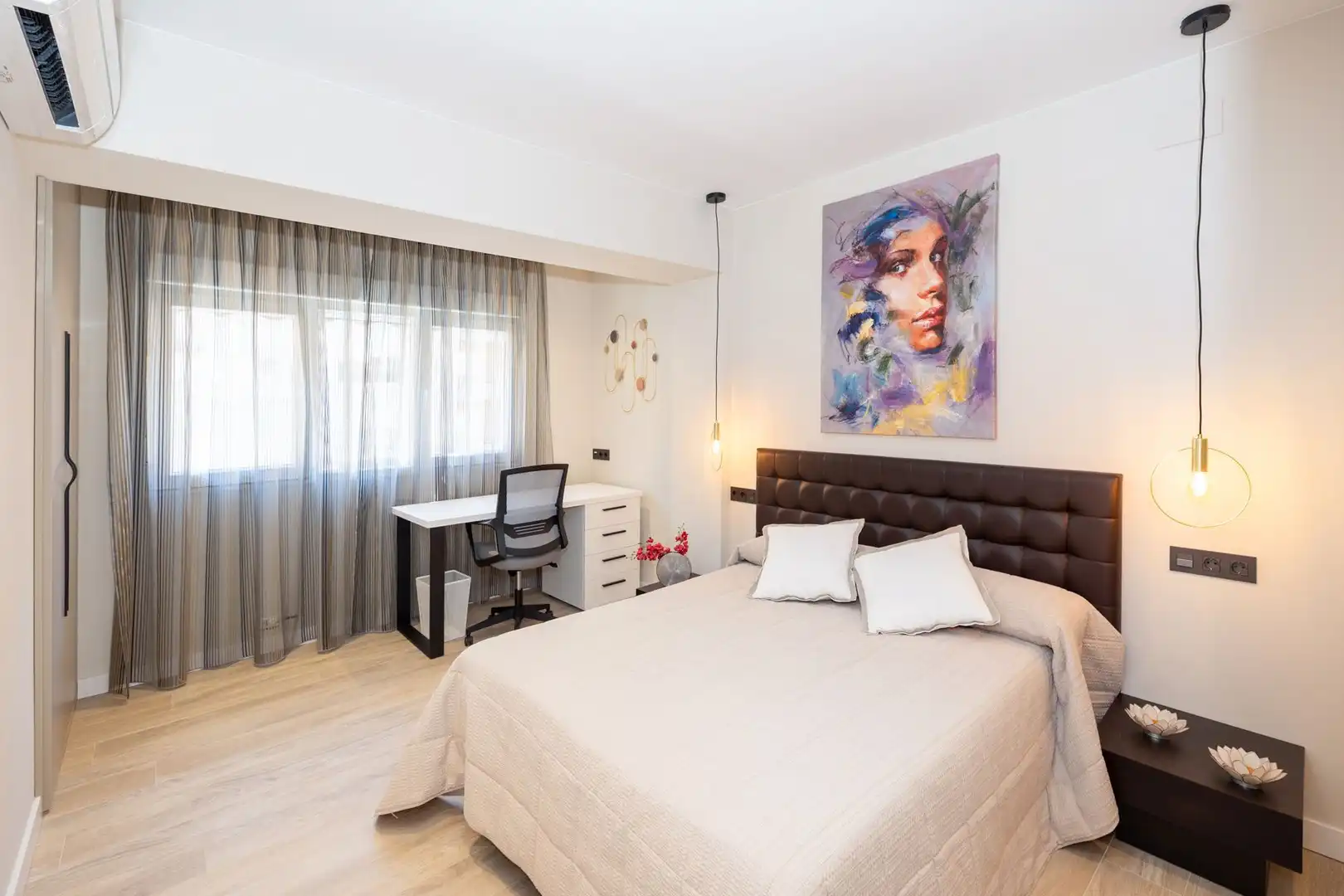 Schlafzimmer von Wohnungen zur Miete in Granada mit Klimaanlage, Heizung und Möbliert