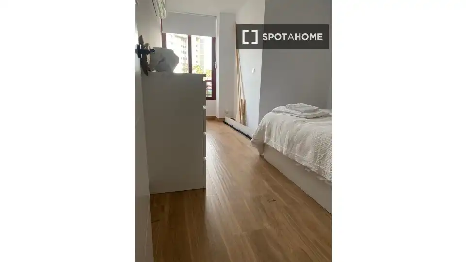Bedroom of Apartments for share in Alicante / Alacant  with Air Conditioner, Terrace and Furnished