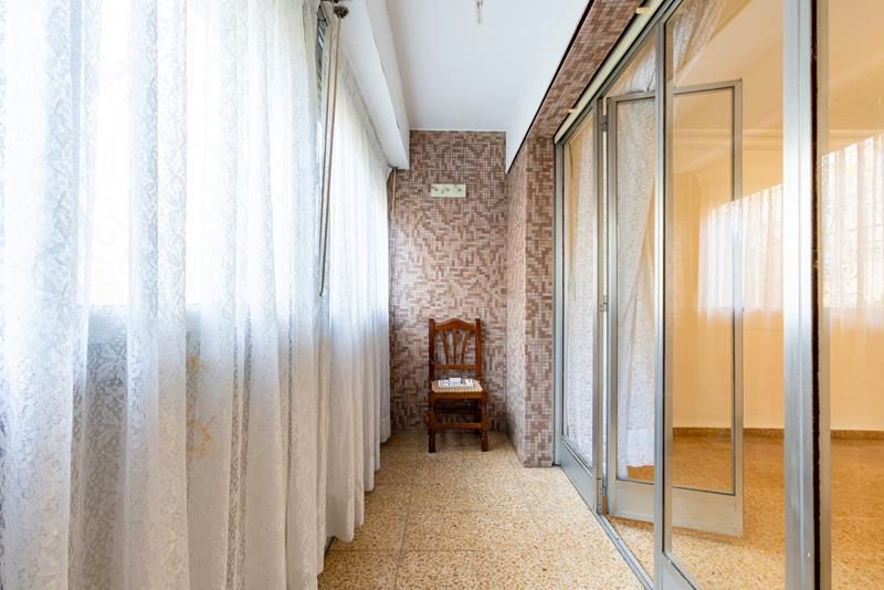 Habitación de Piso en venta en  Madrid Capital con Calefacción y Terraza