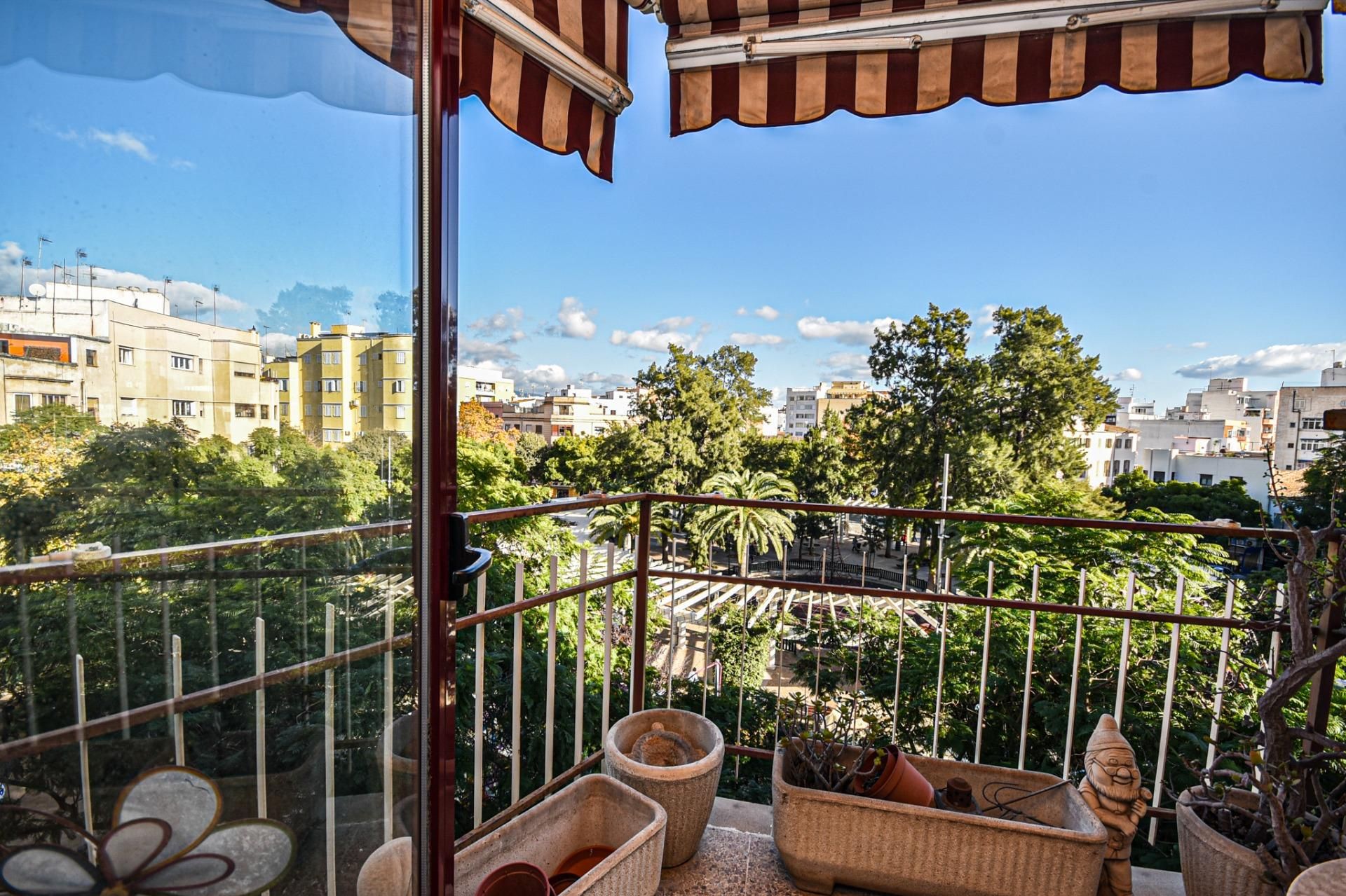 Balcony of Flat for sale in  Palma de Mallorca  with Air Conditioner, Heating and Storage room
