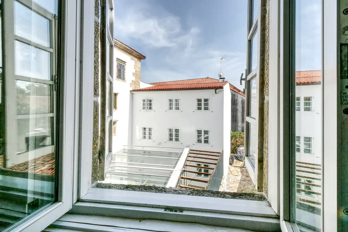 Exterior view of Flat for sale in Santiago de Compostela   with Storage room, Oven and Washing machine