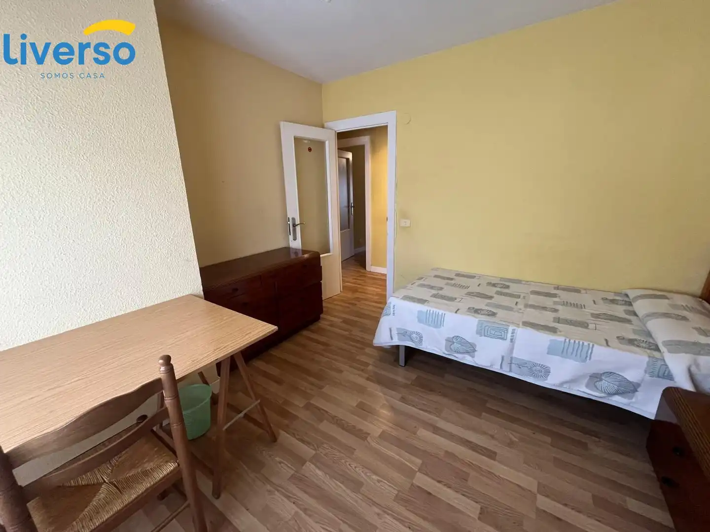 Room in Calle JOSE MARIA DE LA PUENTE, Los Vadillos - R. Sanitaria - Pozanos