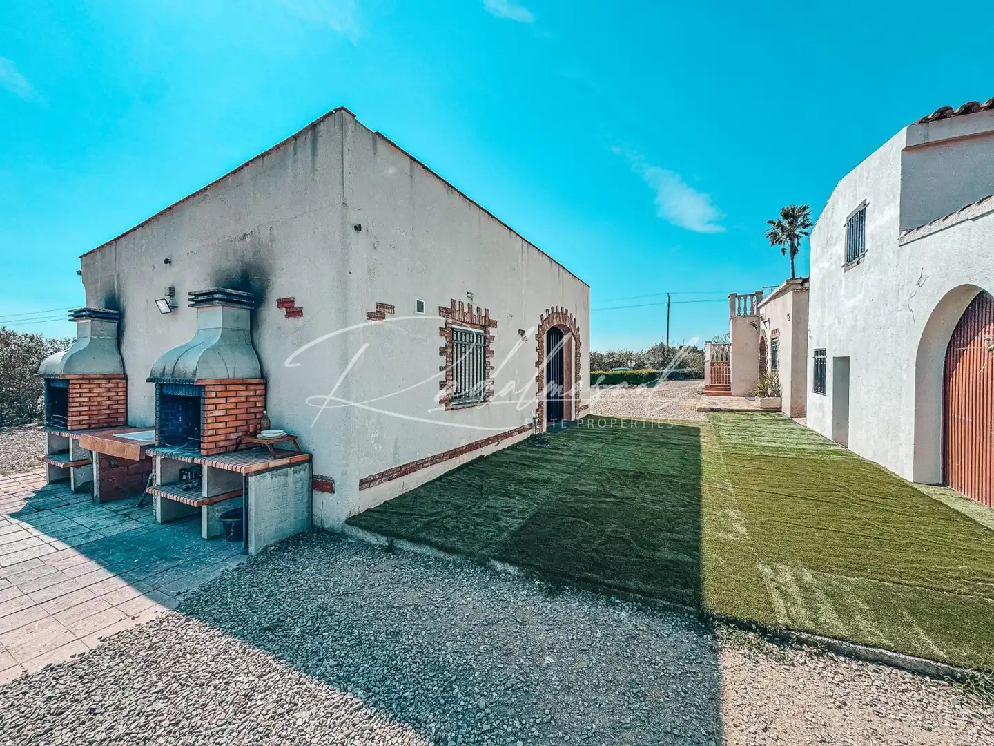 Exterior view of Houses for sale in Reus  with Air Conditioner, Swimming Pool and Furnished