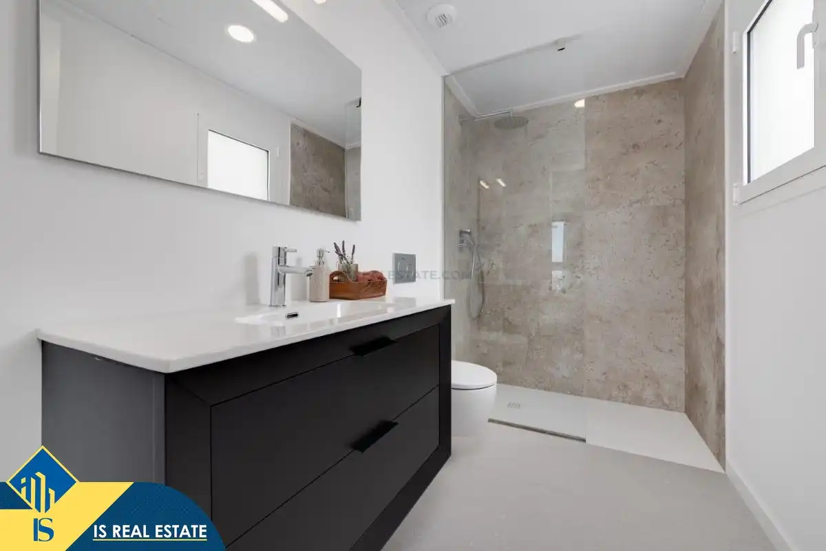 Baño de Casa o chalet en venta en Mutxamel con Terraza y Piscina