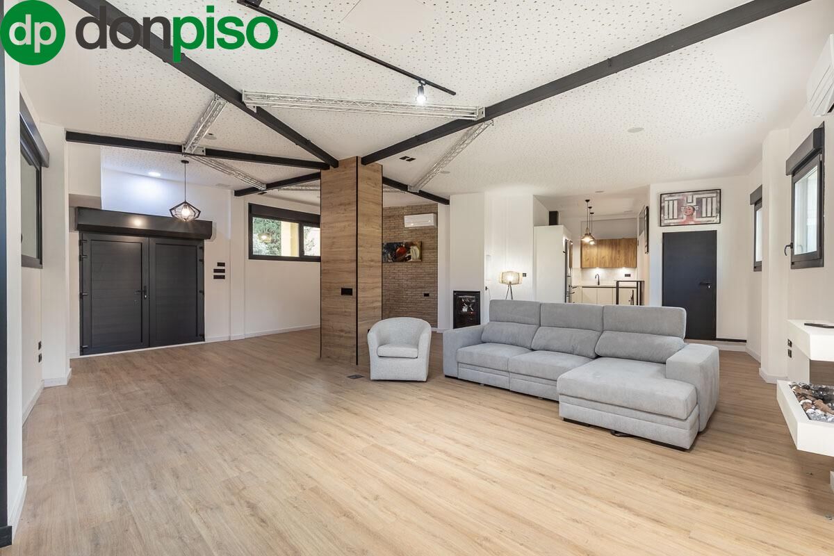 Sala d'estar de Pis en venda en  Granada Capital amb Aire condicionat, Calefacció i Parquet