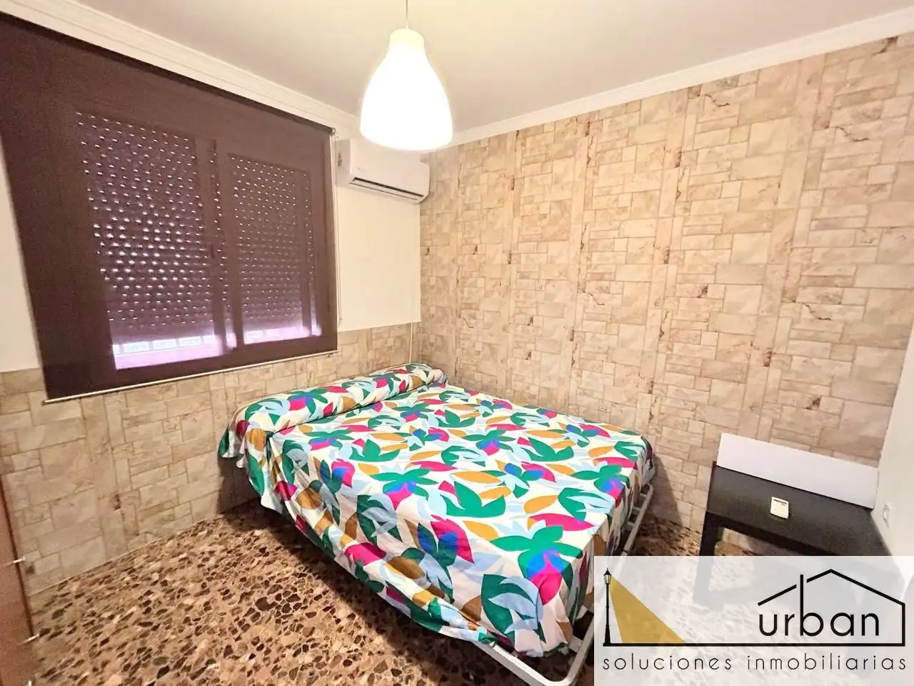 Schlafzimmer von Haus oder Chalet zum Verkauf in Chipiona mit Klimaanlage, Privatgarten und Terrasse