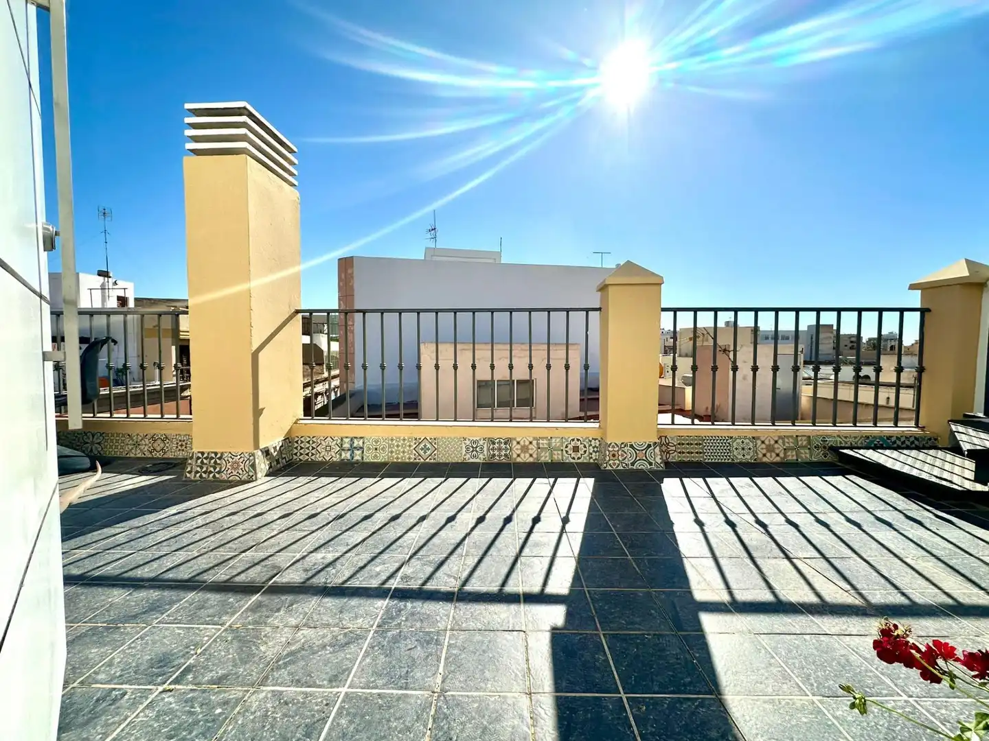 Terraza de Piso en venta en Almería con Terraza