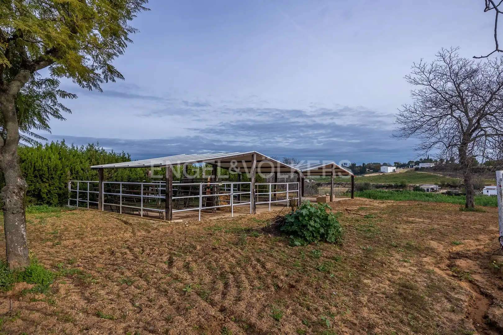 Finca rústica en venta en Olivares con Calefacción, Jardín privado y Piscina
