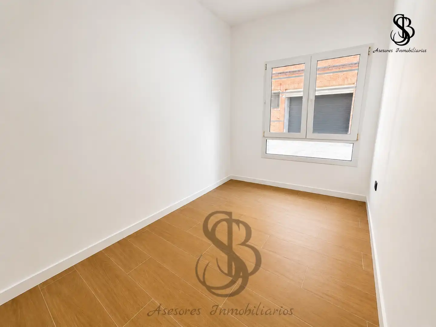 Habitación de Piso en venta en Alicante / Alacant con Aire acondicionado, Calefacción y Horno