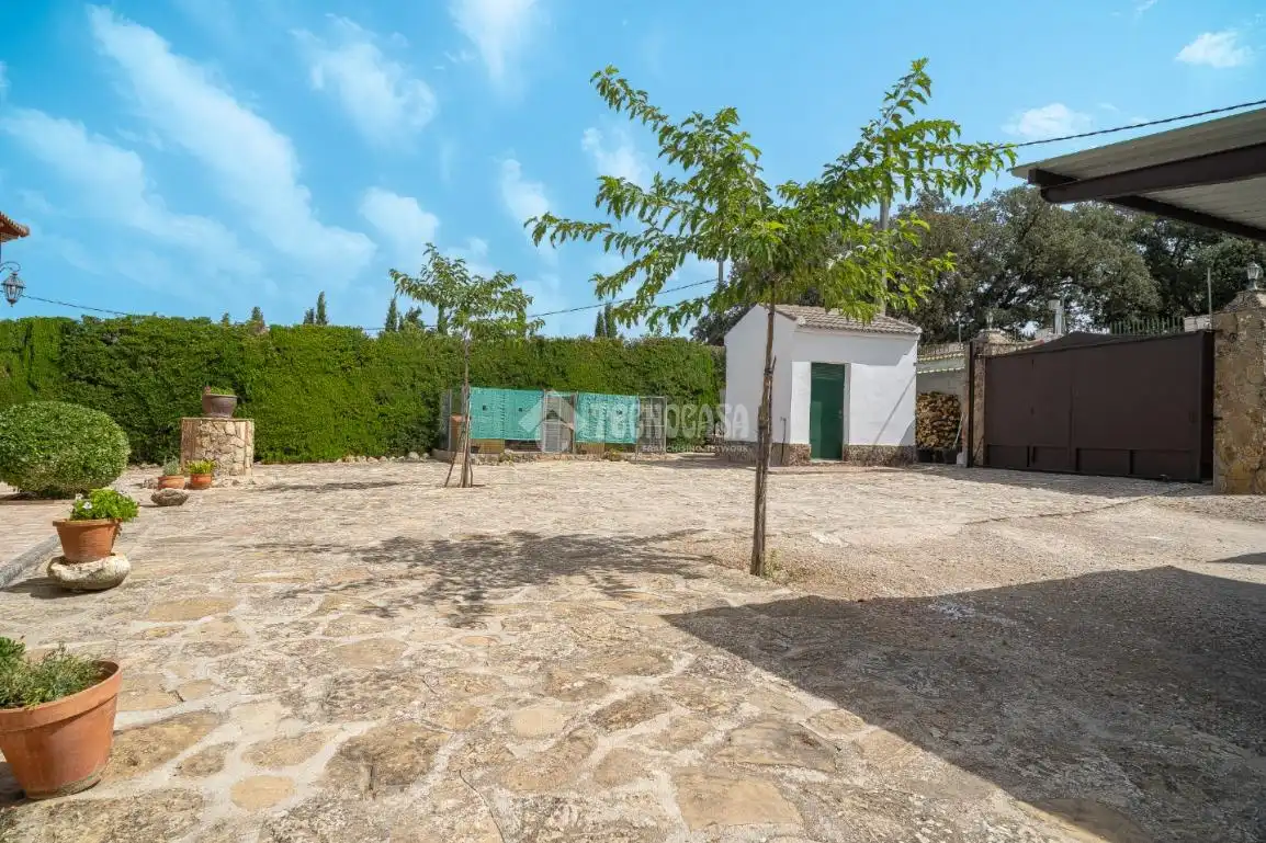 Finca rústica en venta en Torreperogil con Aire acondicionado y Calefacción