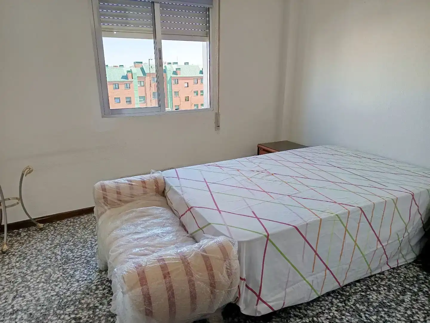 Dormitori de Pis en venda en  Madrid Capital amb Balcó