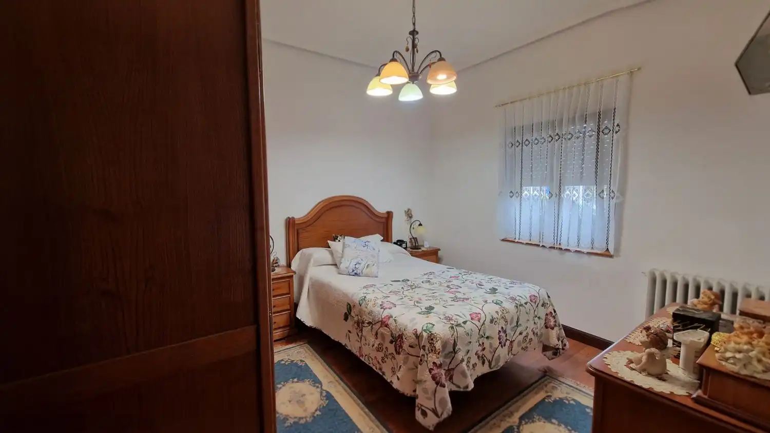 Habitación de Casa o chalet en venta en Torrelavega  con Calefacción, Terraza y Trastero
