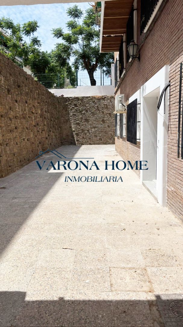 Exterior view of Flat to rent in  Córdoba Capital  with Air Conditioner, Oven and Washing machine