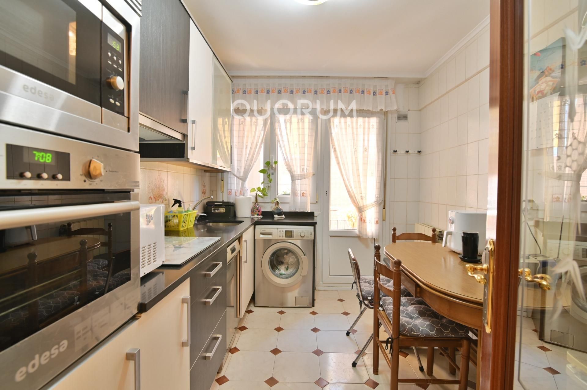 Kitchen of Flat for sale in Galdakao  with Heating and Storage room