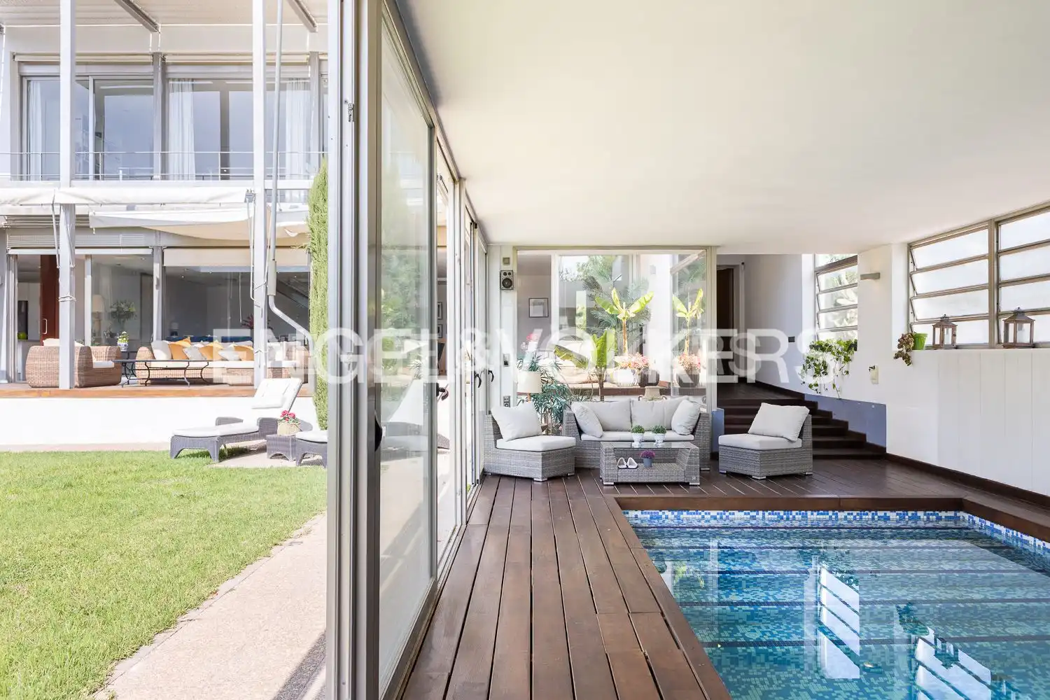 Terrassa de Casa o xalet en venda en Olocau amb Aire condicionat, Calefacció i Jardí privat