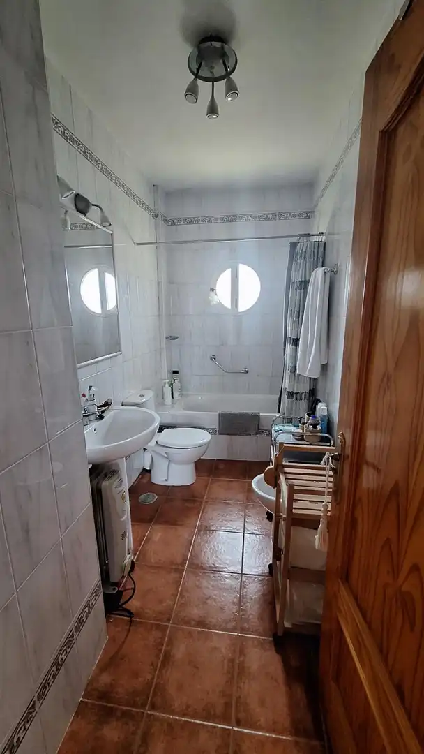 Casa aparellada amb terrassa en venda a Vistahermosa - Fuentebravía, imagen 24
