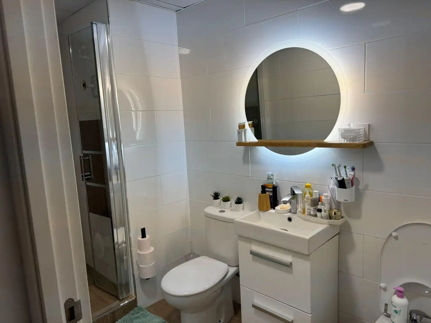 Baño de Apartamento en venta en Barbastro con Aire acondicionado, Calefacción y Trastero