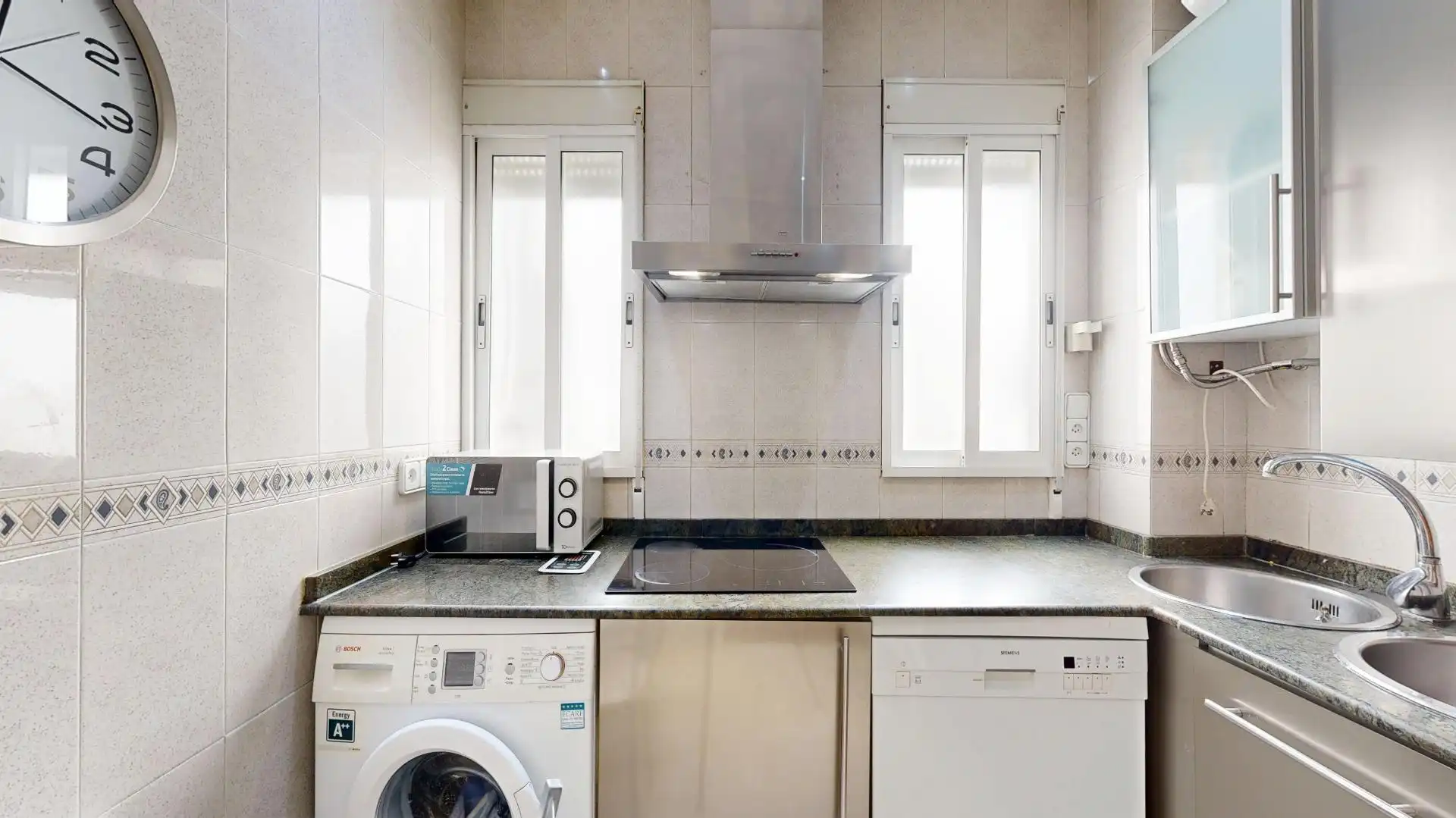 Küche von Wohnung zum Verkauf in Valencia mit Klimaanlage, Parkett und Abstellraum