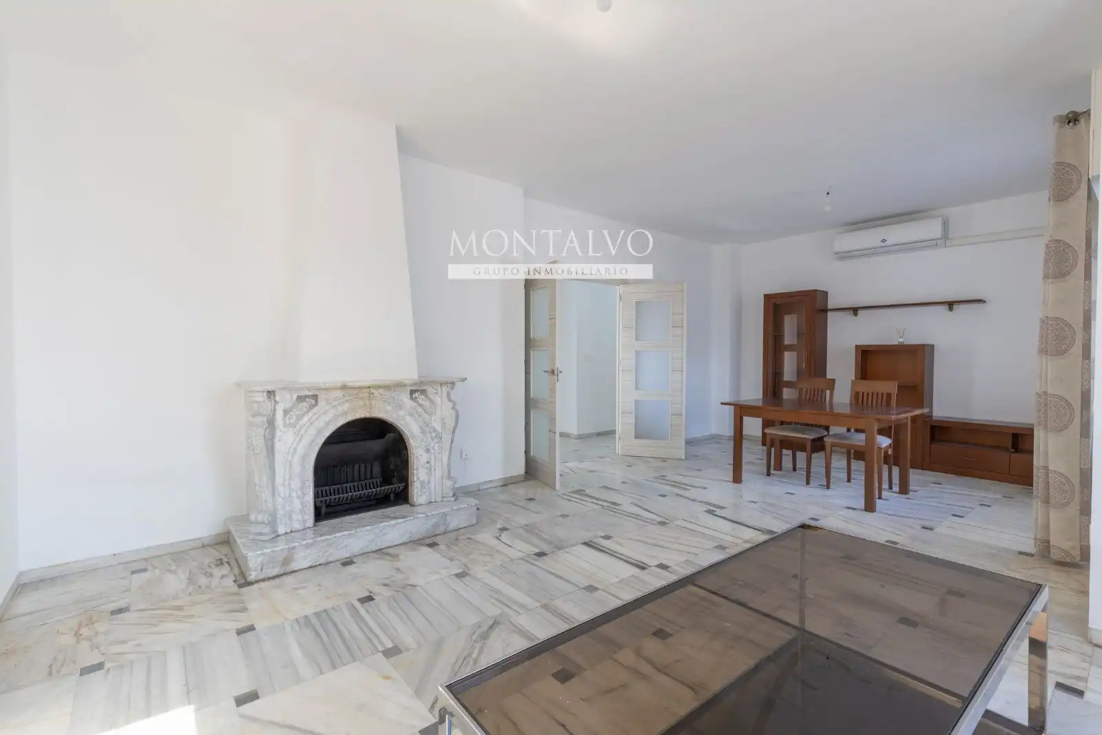 Sala de estar de Ático en venta en Atarfe con Aire acondicionado, Calefacción y Terraza