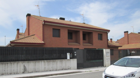 Foto 4 de Casa o xalet en venda a Federico Garcia Lorca, Orkoien, Navarra