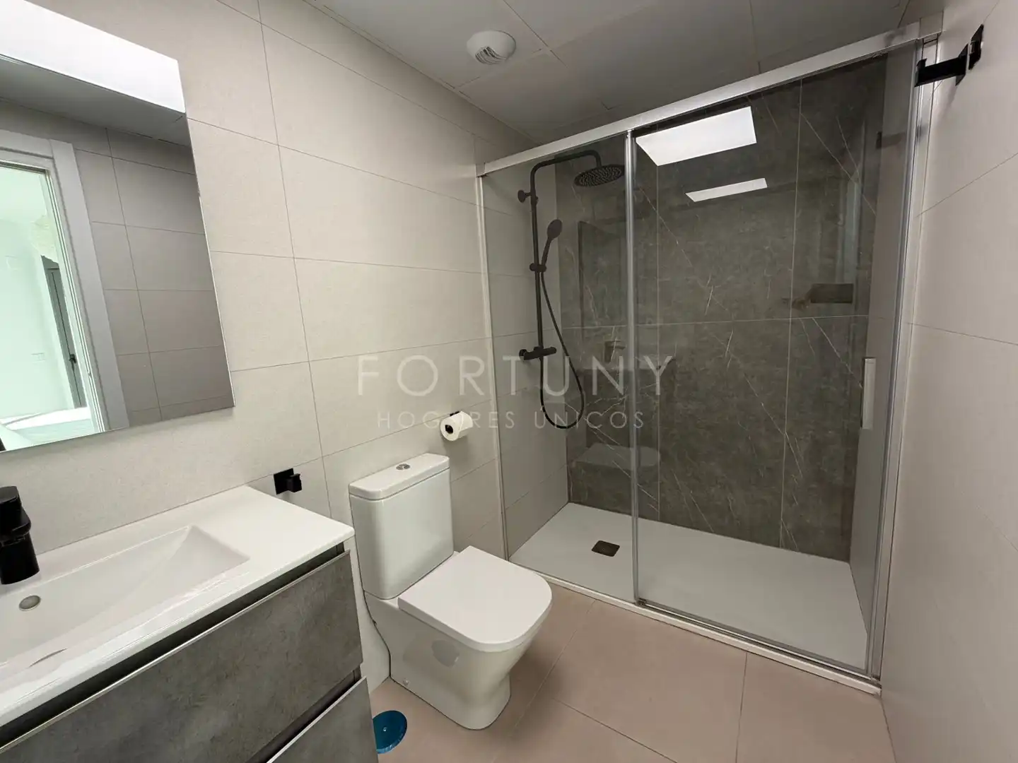 Flat with pool for sale in Calle Reino Unido 2, imagen 14