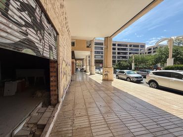 Local comercial en venda a Calle de la Puerta de Argel 5