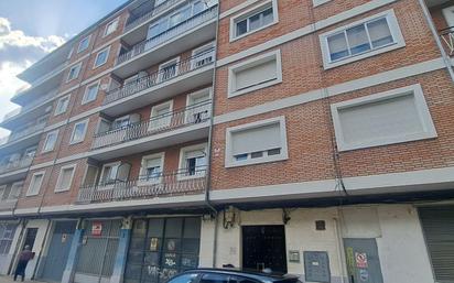 Exterior view of Flat for sale in Ávila Capital  with Heating and Furnished