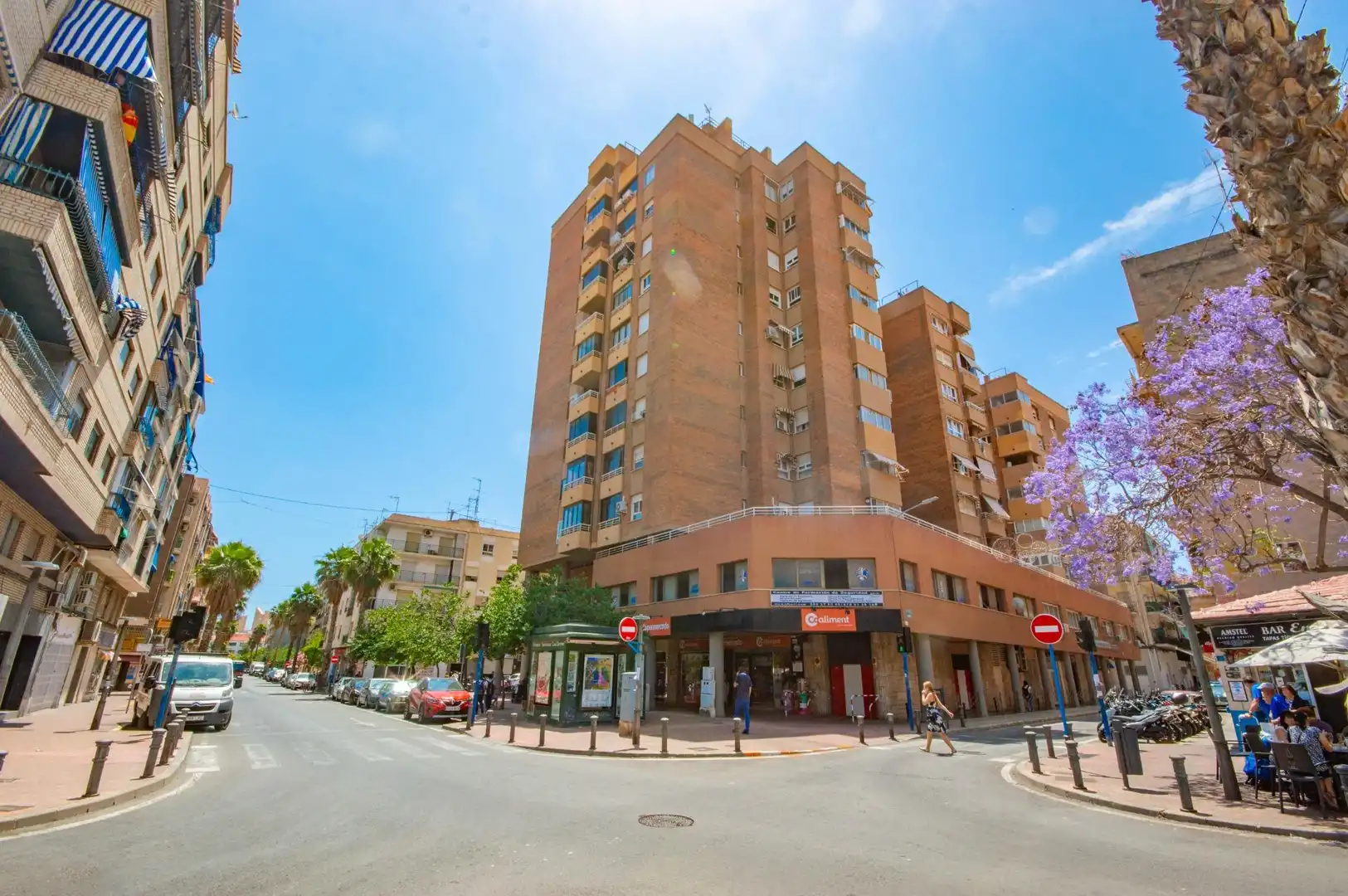 Vista exterior de Piso en venta en Alicante / Alacant con Aire acondicionado y Balcón