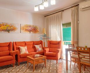Living room of Flat to rent in Linares  with Air Conditioner, Heating and Furnished