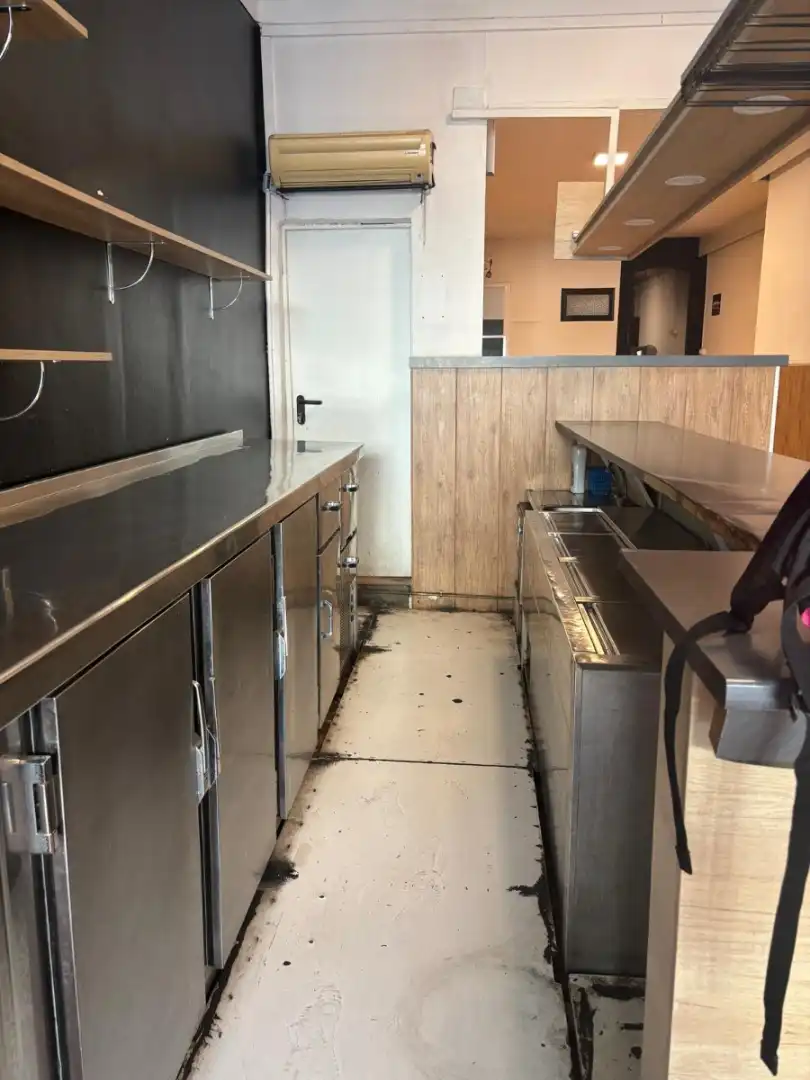 Local comercial en traspaso en Sant Ramón, imagen 7