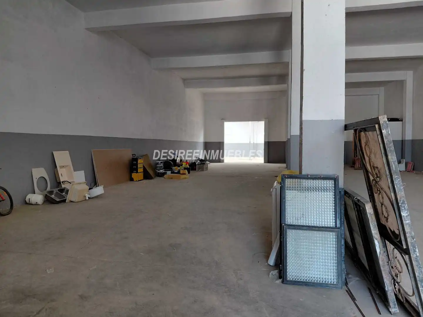 Industrial building to rent in Carrer del Guadalquivir, imagen 4