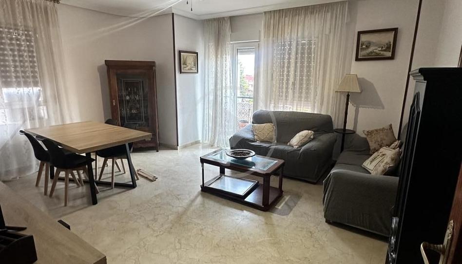 Foto 1 de Pis de lloguer a Julio Burell, Centro ciudad, Jaén