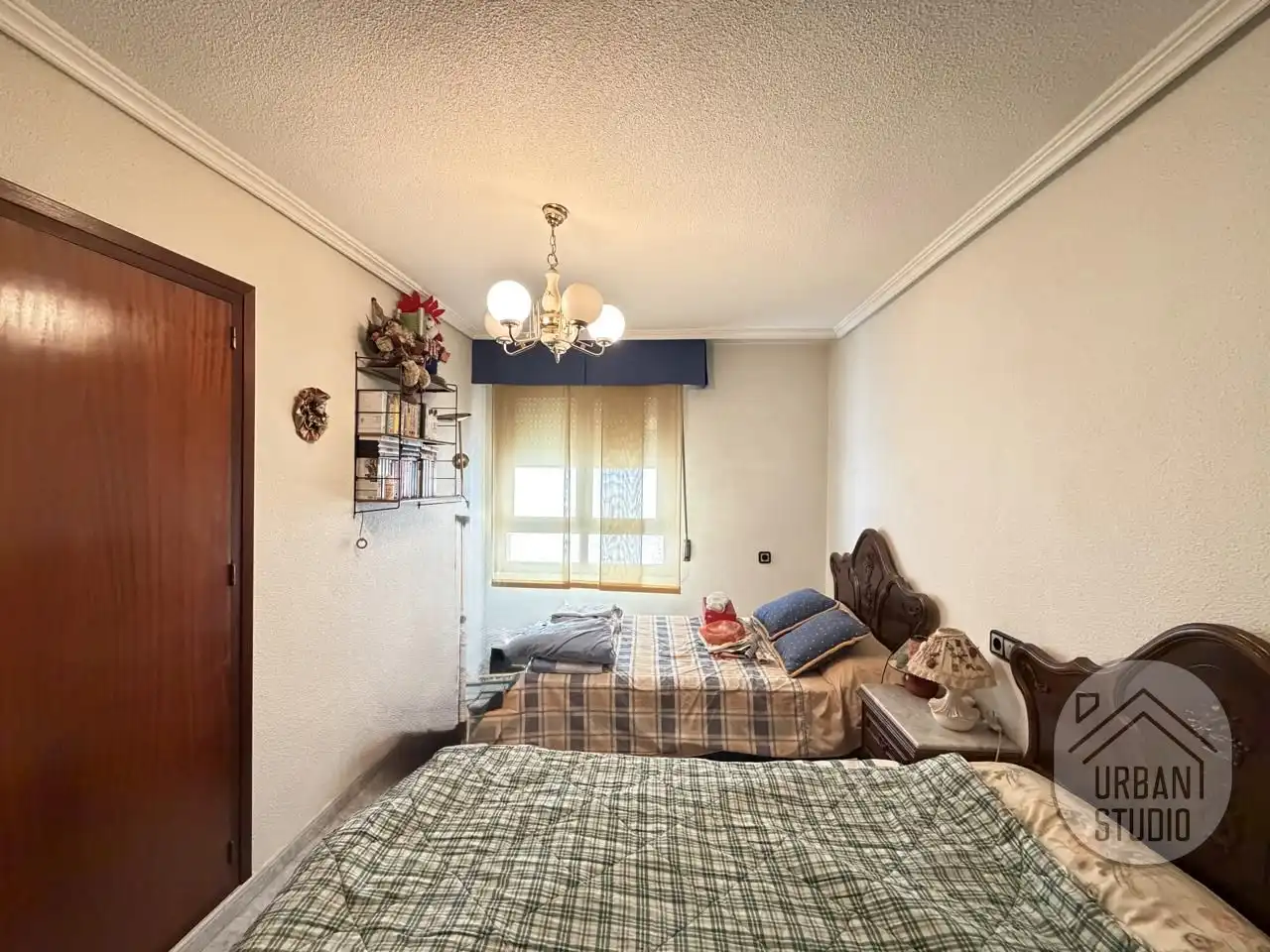 Bedroom of Flat for sale in Elda  with Heating