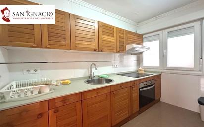 Kitchen of Flat for sale in Villarcayo de Merindad de Castilla la Vieja  with Heating, Furnished and Oven