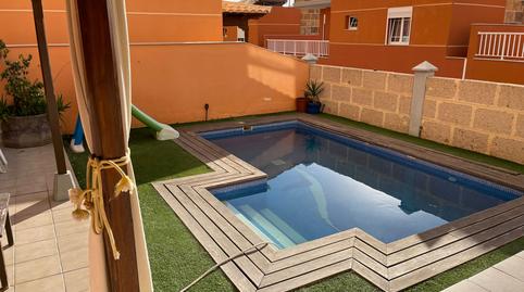 Foto 4 de Casa adosada en venda a Avenida San Francisco, 30, Los Cristianos, Arona