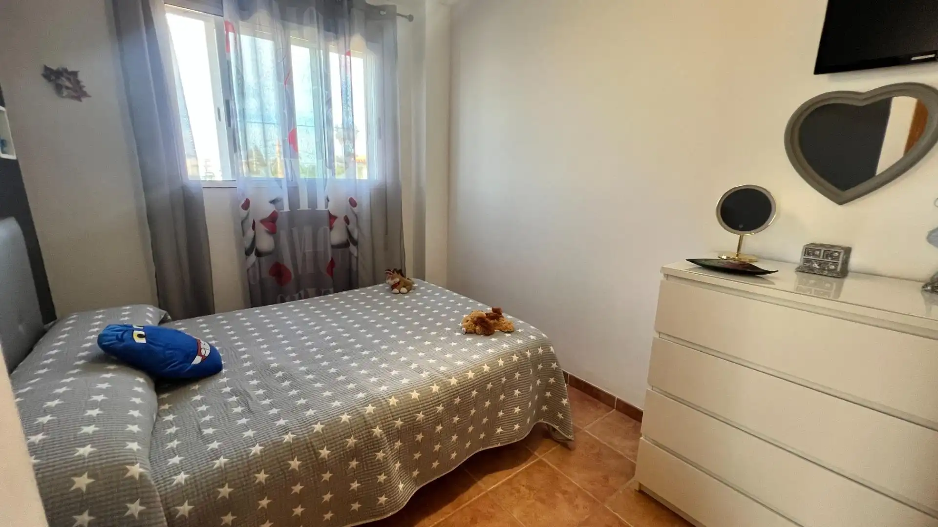Dormitori de Casa o xalet en venda en Castellón de la Plana / Castelló de la Plana amb Aire condicionat, Jardí privat i Terrassa