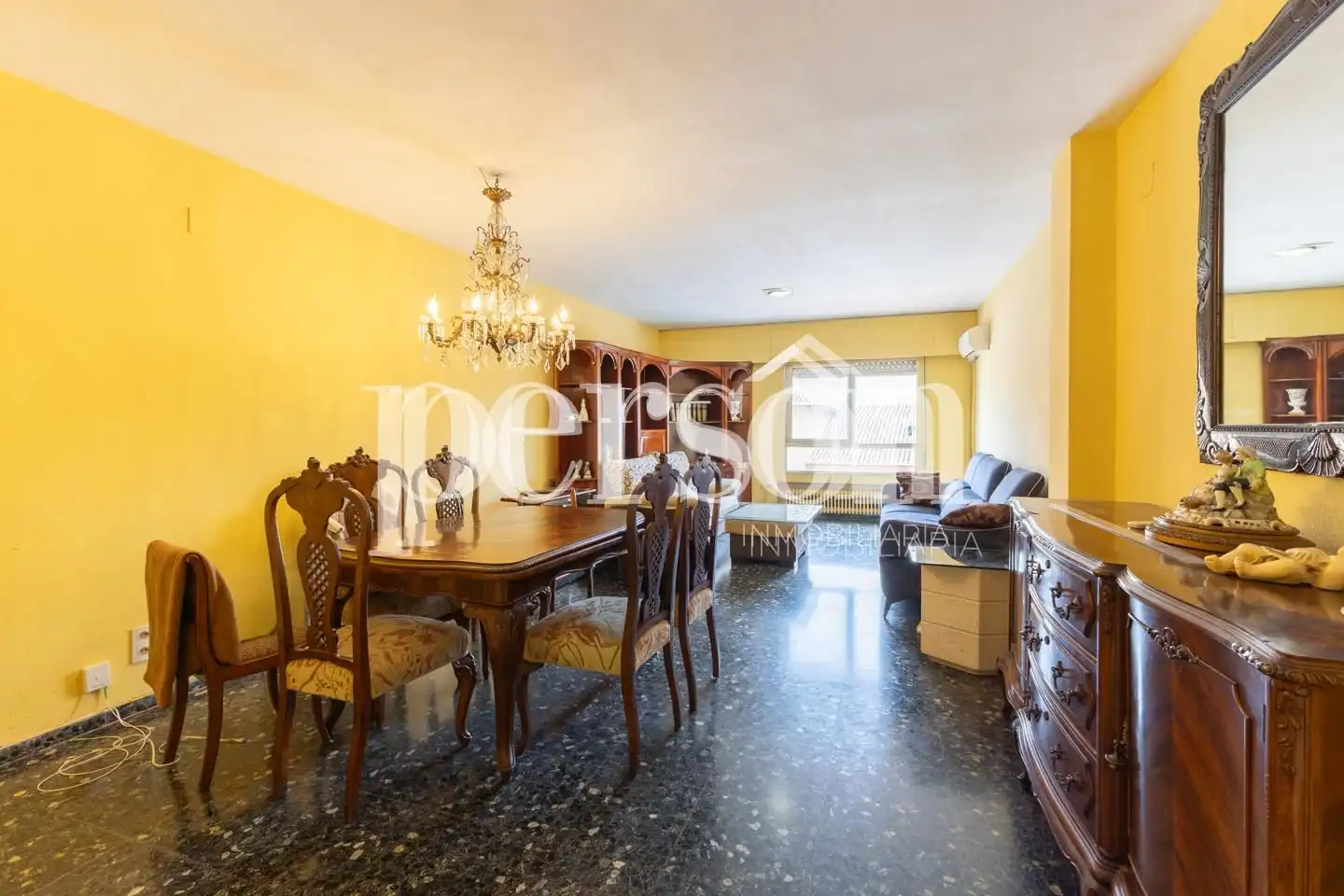 Piso con ascensor en venta en Extramurs, imagen 3