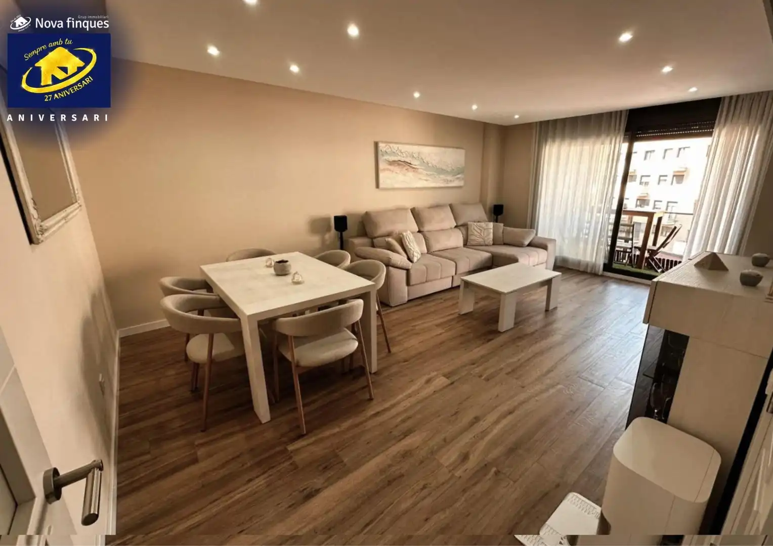 Sala de estar de Piso en venta en Castellar del Vallès con Aire acondicionado, Jardín privado y Trastero