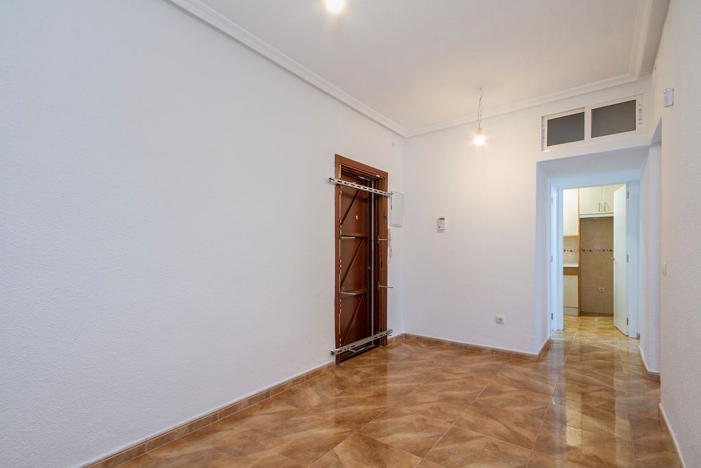Flat for sale in  Madrid Capital