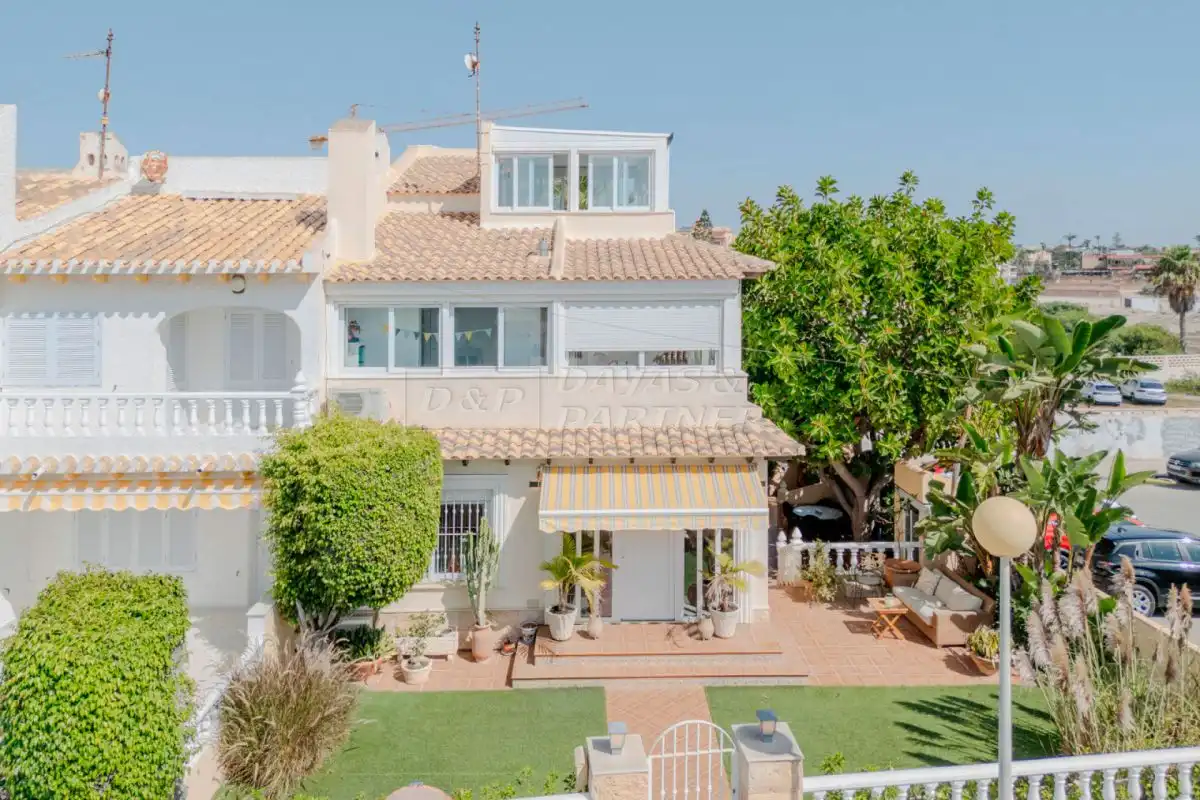 Villa mit Garten zum Verkauf in Orihuela Costa, imagen 8